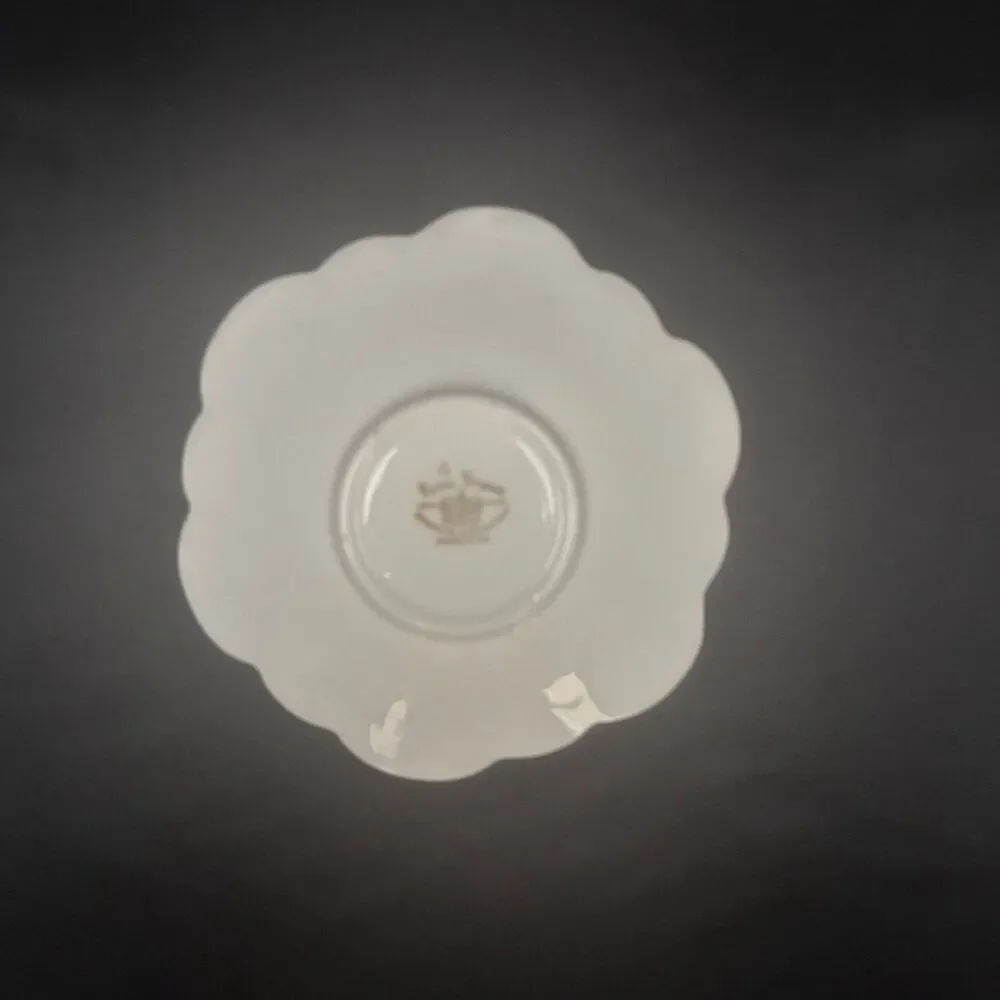 Royal Stuart Sweet Violets Demitasse Cup Saucer Cottage Made England Floral